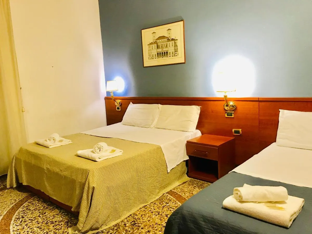 Maison d'hôtes Hôtel Holiday Rome Termini