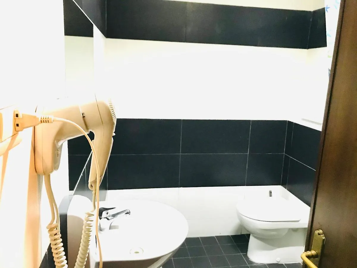 Holiday Rome Termini Hotel 0*,  Italy