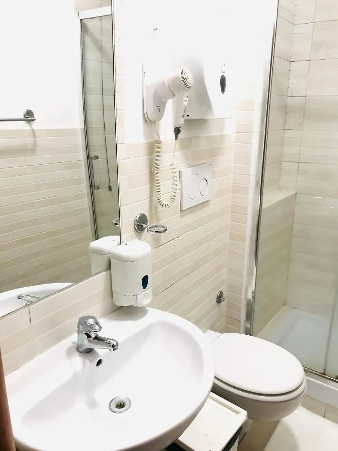 Holiday Rome Termini Hotel
