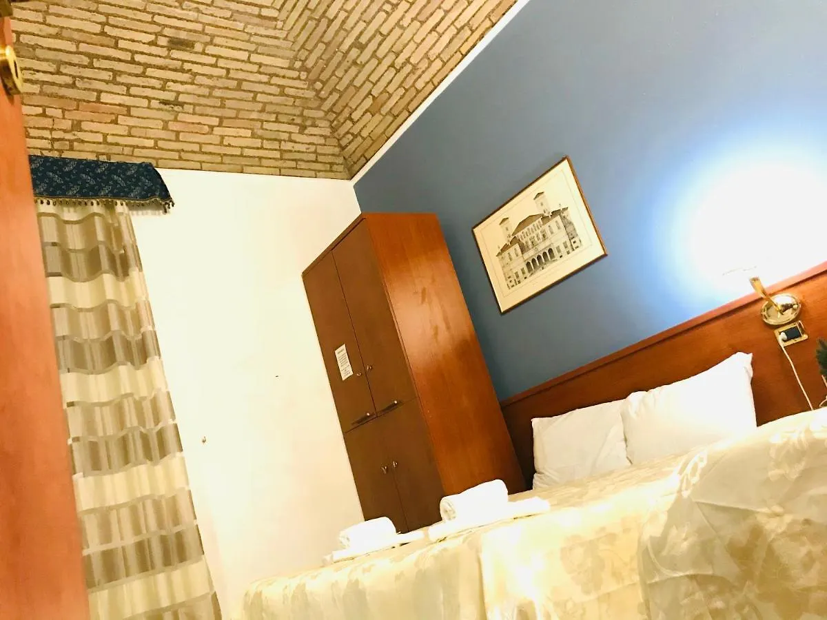 Holiday Rome Termini Hotel 0*,  Italy